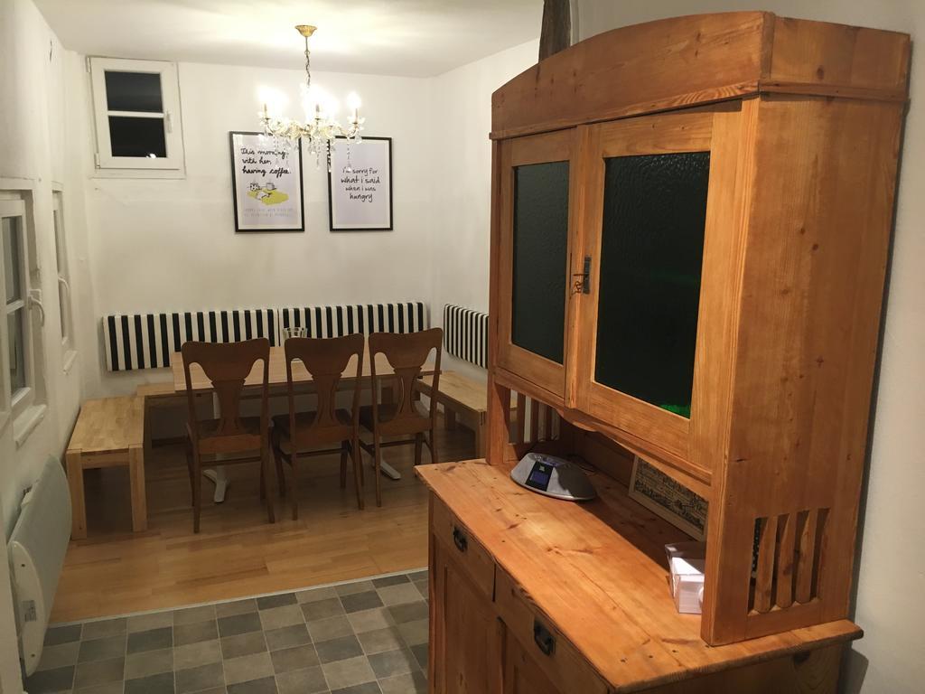 Privatzimmer In Bester Altstadtlage Tübingen Exterior foto