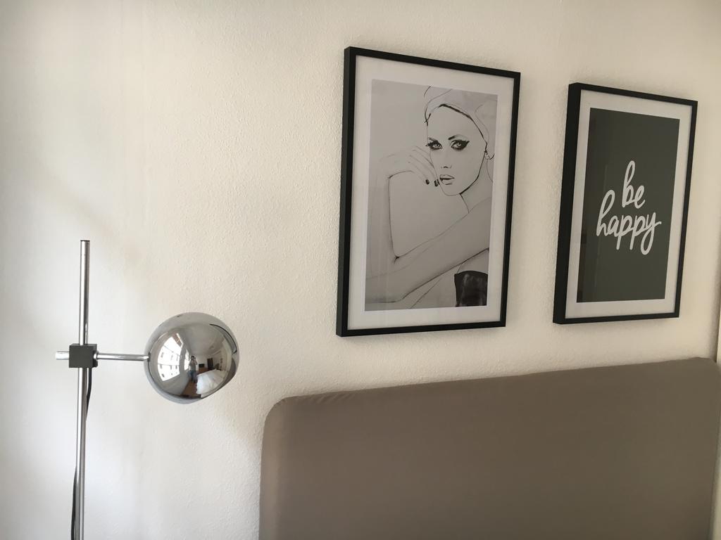 Privatzimmer In Bester Altstadtlage Tübingen Habitación foto